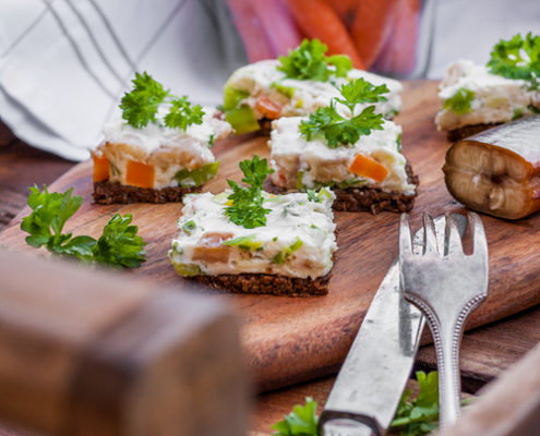 Pumpernickel with smoked eel terrine – Mestemacher