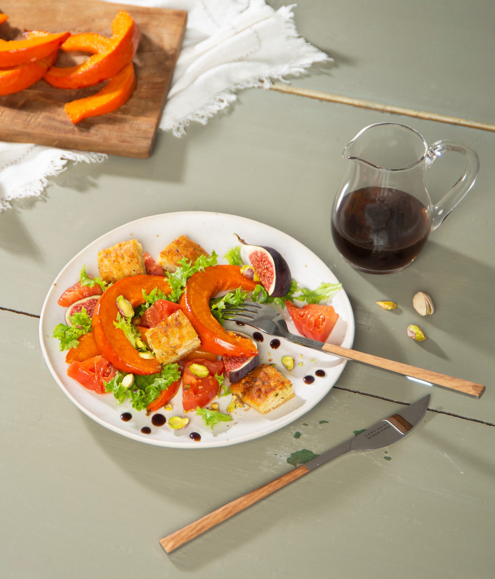 Warm Bread Salad With Pumpkin And Mestemacher Greek Flatbreads 